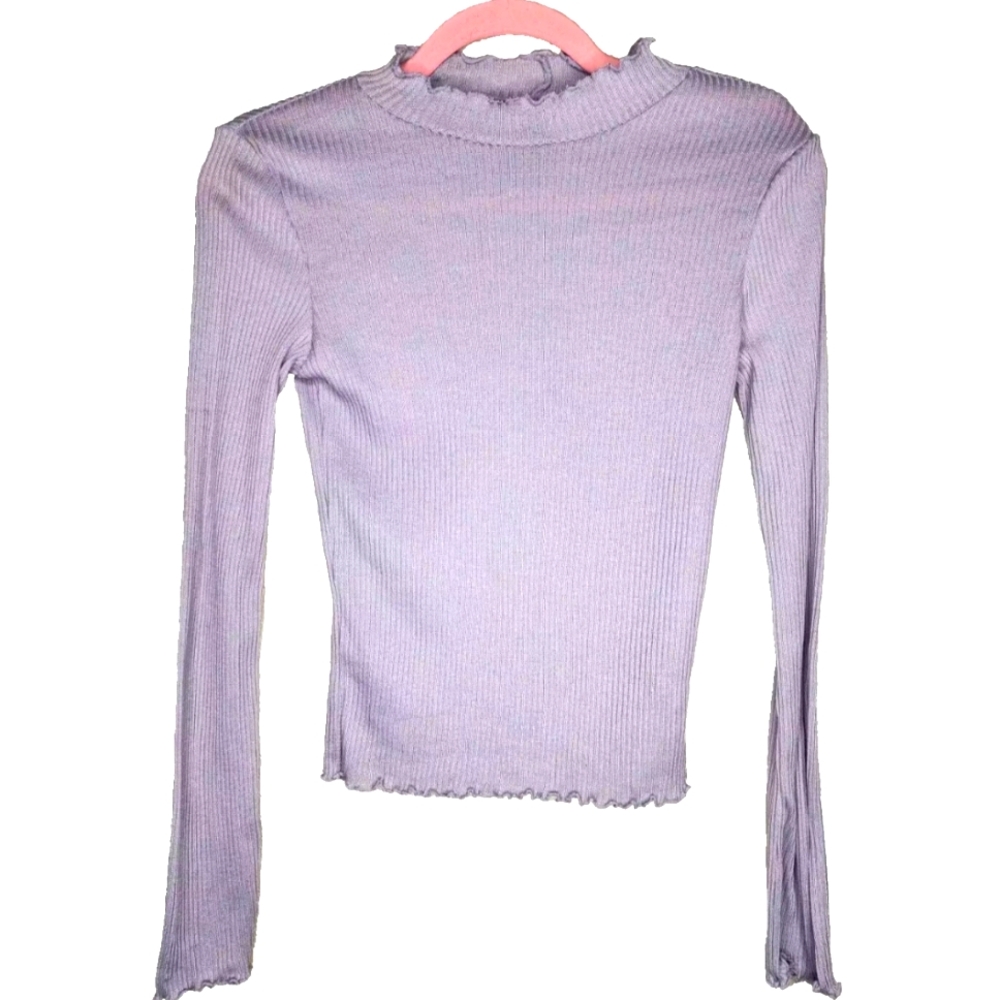 H&M Divided Mock Neck Top in Lavender Size S